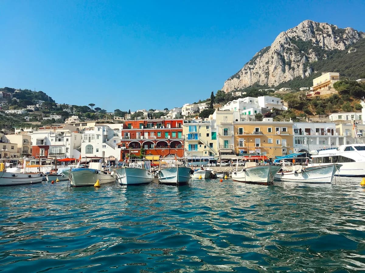 Capri – flyg och resesguide