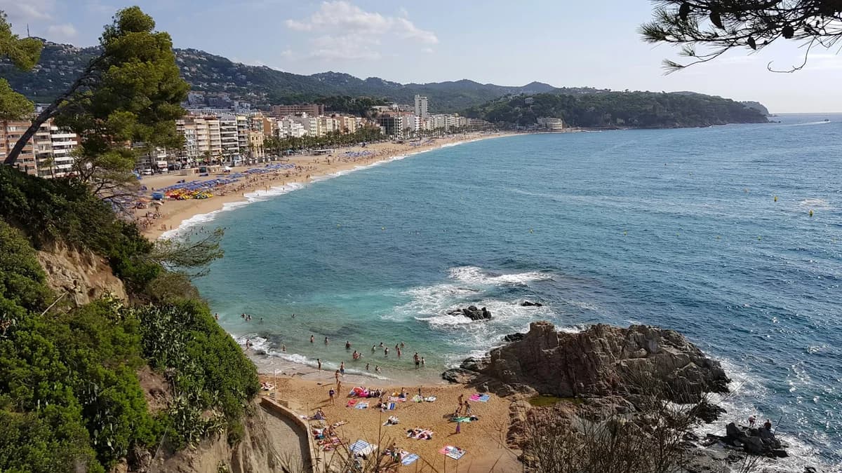 Lloret de Mar – flyg och resesguide