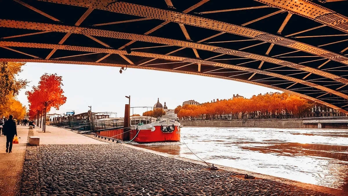 Lyon
