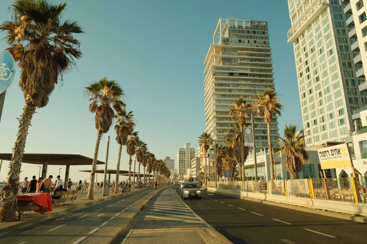 Tel Aviv hero