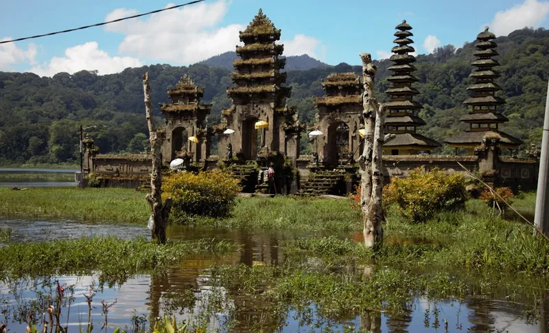 Tirta Empul (heliga bad)