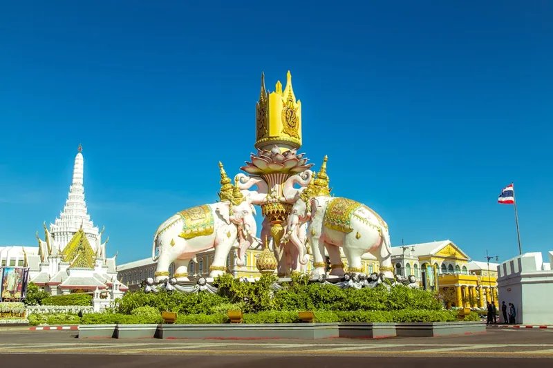 Elephant Show Erawan
