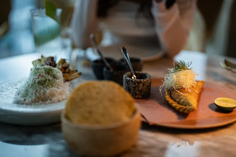 Err Urban Rustic Thai