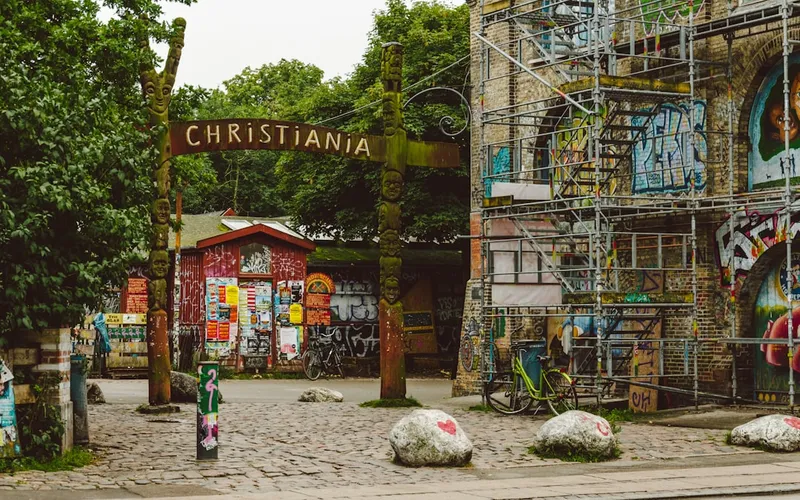 Freetown Christiania självproklamerad fristad i Christianshavn 1971