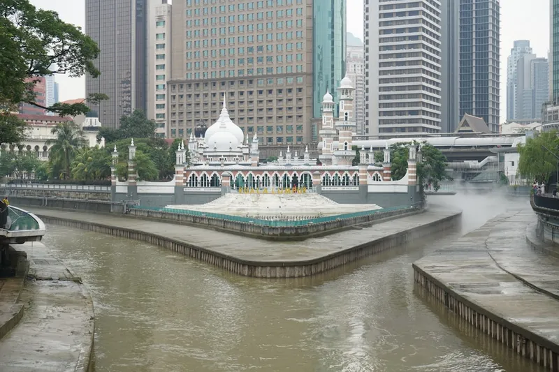 Masjid Negara (National Mosque)