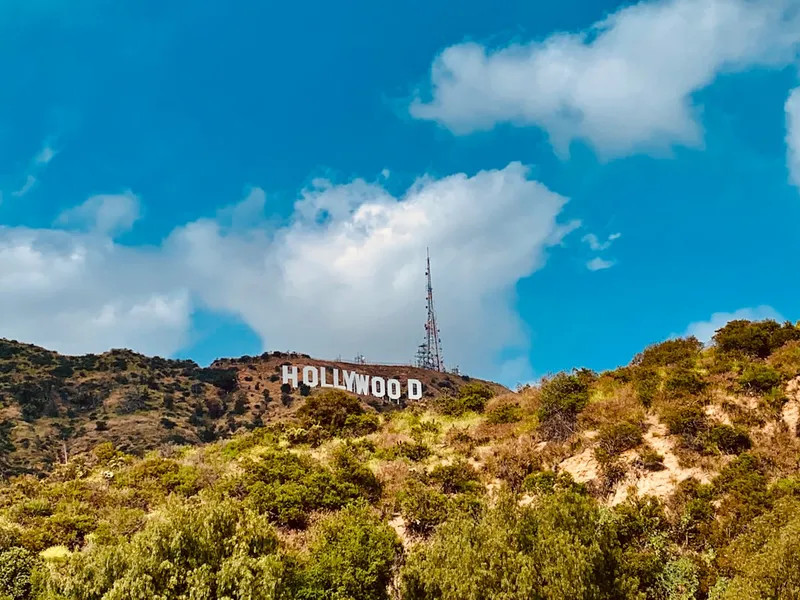 Hollywood Sign vit skylt 13,7 m bokstäver på Mt Lee Hollywood Hills Los Angeles