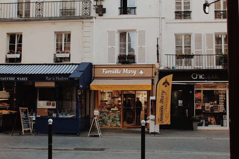 Butte-aux-Cailles simhall