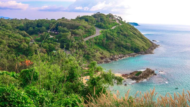 Three Beaches Hill