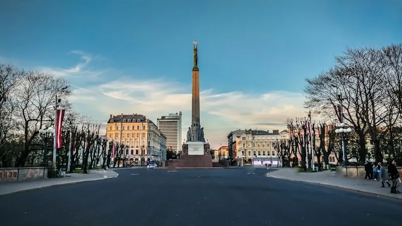 Brīvības piemineklis (Frihetsmonumentet)