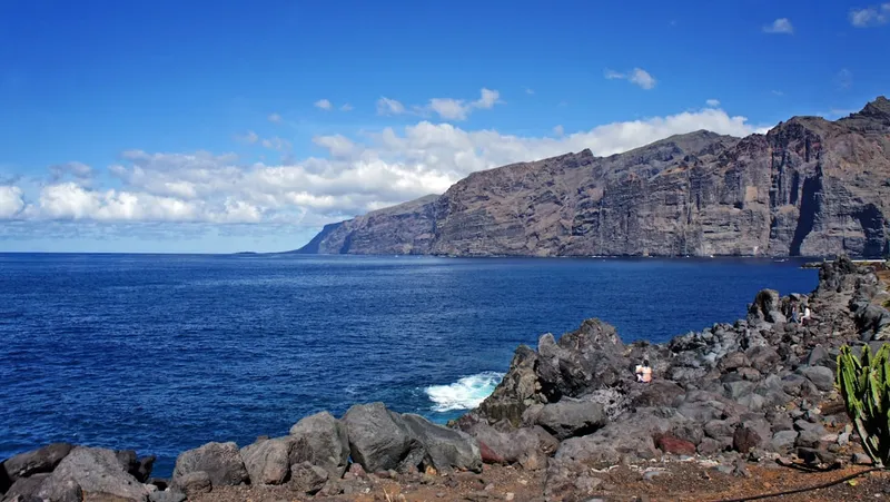 Los Gigantes klippor