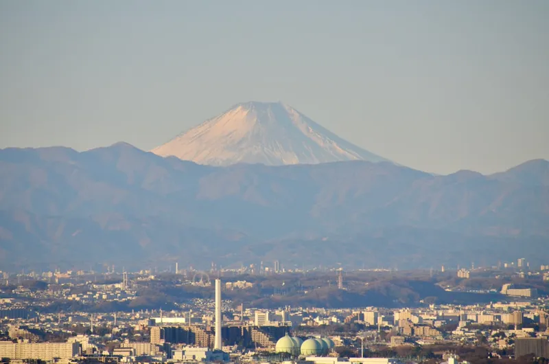 Mount Fuji 3776 meter snöbeklätt berg sett från Lake Ashi i Hakone Japan