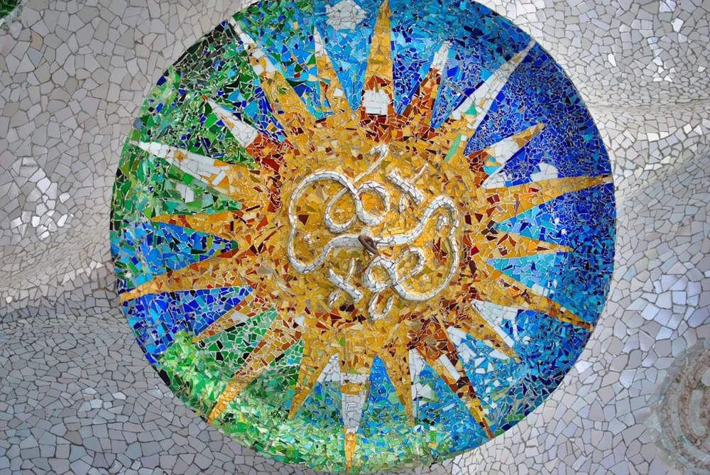 Park Güell Barcelona mosaik terrass med stadsutsikt